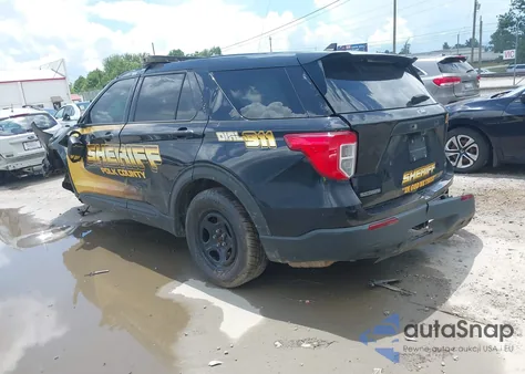 2021 Ford Police Interceptor z USA, uszkodzony, nr VIN 1FM5K8AC3MGC02007